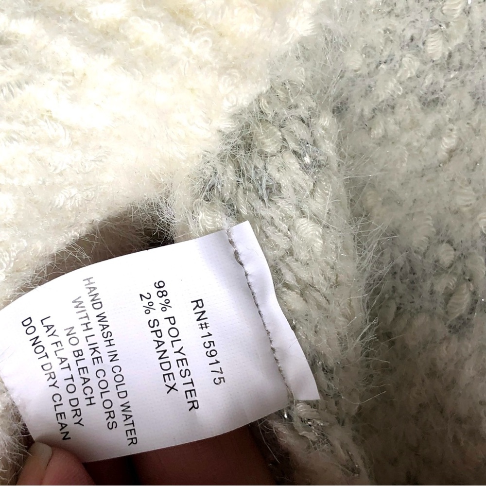 Loved+Adored Silver & White Long Sleeve Sweater Warm Cozy Pullover Sweater S/M - Picture 7 of 7